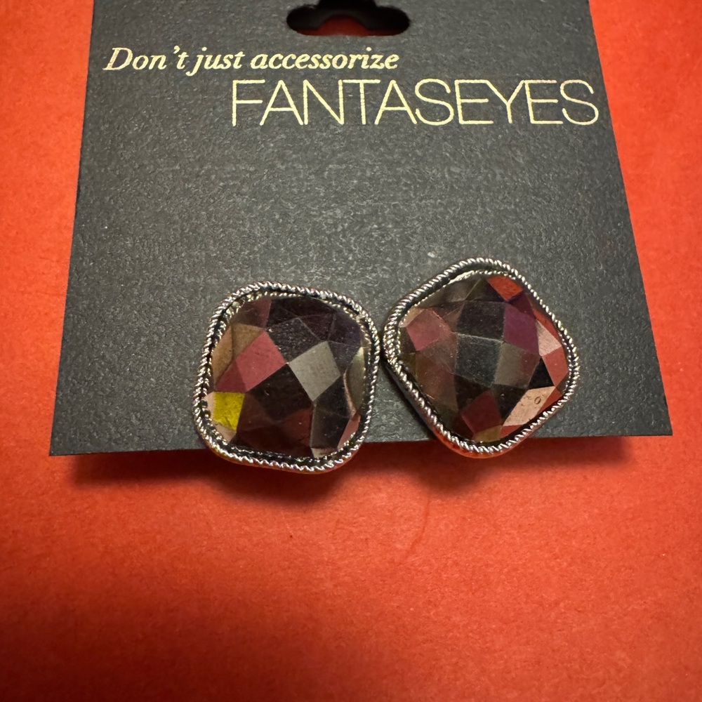 Pierced Chunky Gem Stone Earrings Black Metallic Earrings NWT